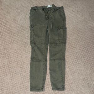 H&M green tight cargo pants. Size 8